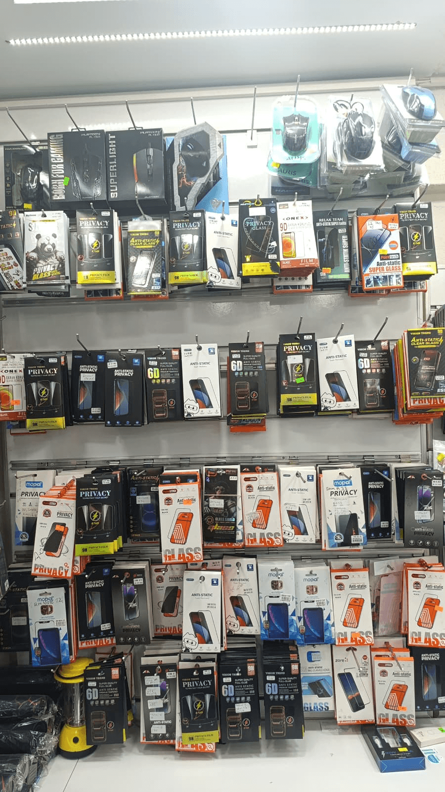 Kılınç Teknomarket ekran koruyucu ve telefon aksesuarları